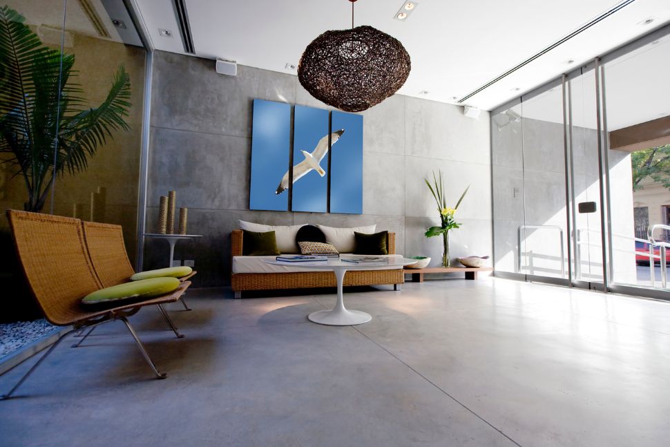 יש לכם לובי?