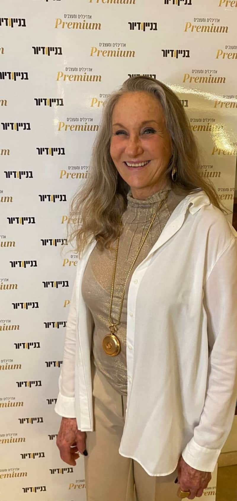 חדש במשפחה: אירוע השקת ספר העיצוב Premium