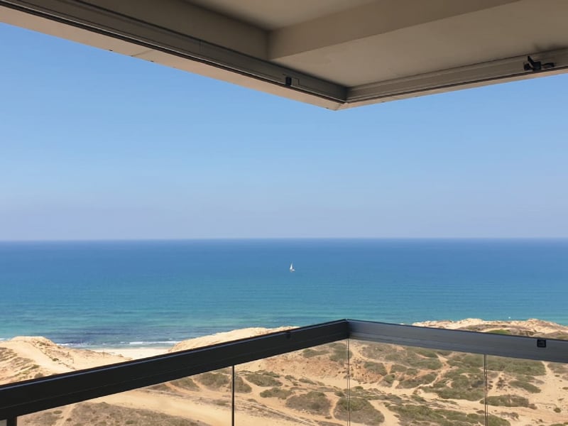 פנורמה - איטום מרפסות