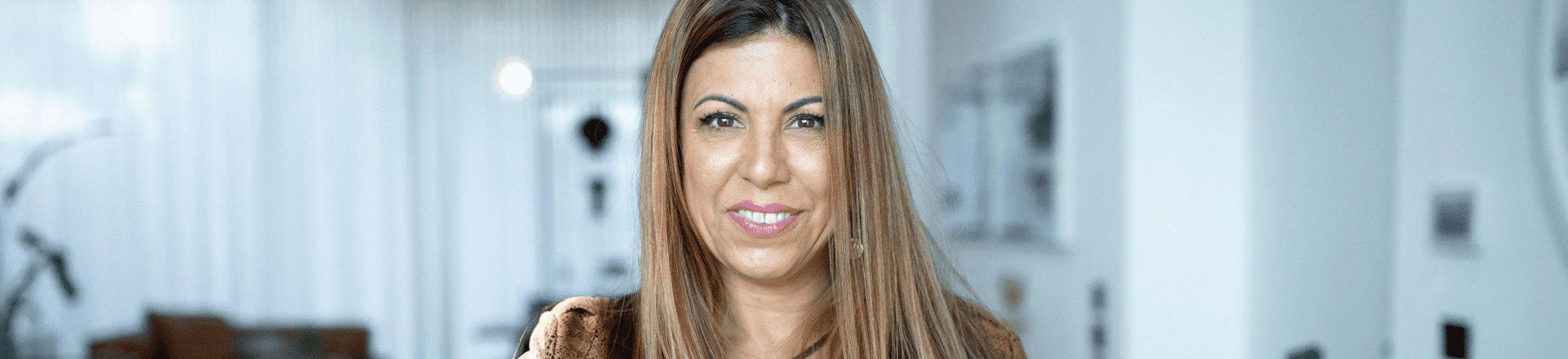 עיצוב מאז ולתמיד – מבט לעתיד עם האדריכלית ענת רגב באולם התצוגה של רגבה