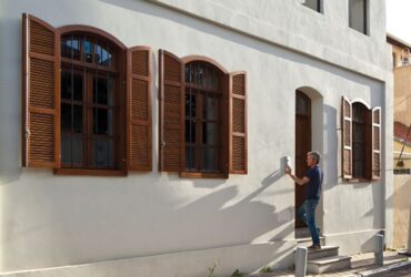 כניסה חדשה: הבית הכפול של נווה צדק